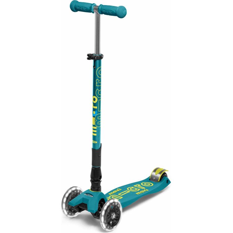 Micro Maxi Foldable LED Scooter