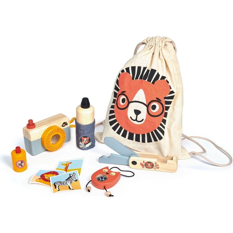 Safari Adventure Pretend Play Kit